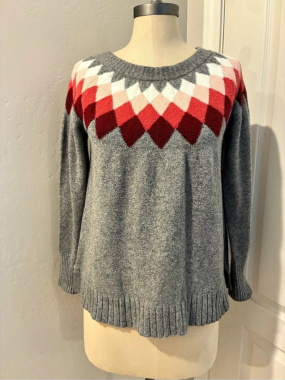 St. John's Bay Gray Fair Isle Argyle Yoke Knit Pullover Sweater size SP